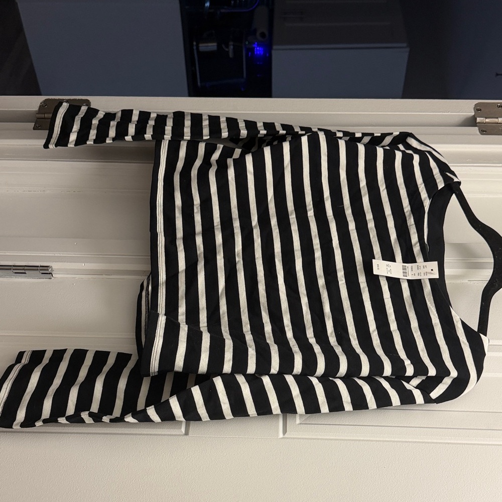 Black and White Striped Long Sleeve Top
